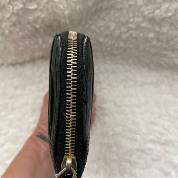 SOLD - PRADA NAPPA GAUFRE LEATHER ZIP AROUND WALLET NERO BLACK - Picture 6 of 11